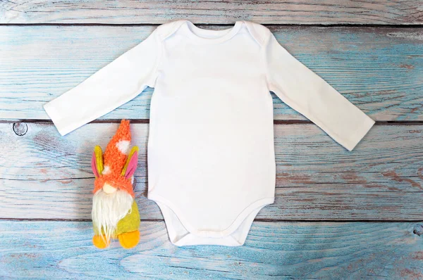 Top View White Baby Bodysuit Long Sleeve Wooden Background Copy — Stock Photo, Image
