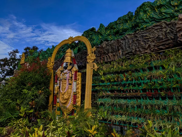 Beautiful Lord Sri Venkateshwara Idol Mural Work Highest Tirupati Andhra — стокове фото