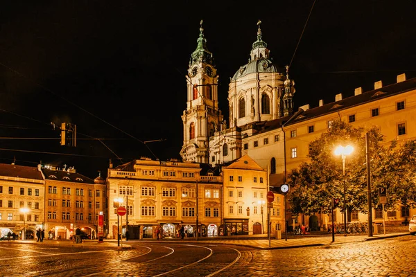 Night View Illuminated Nicolas Church Malostranske Namesti Prague Czech Republic — стоковое фото