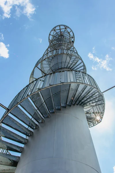 Σύγχρονη Παρατηρητήριο Πύργος Στο Λόφο Sibenik Κοντά Στο Χωριό Novy — Φωτογραφία Αρχείου