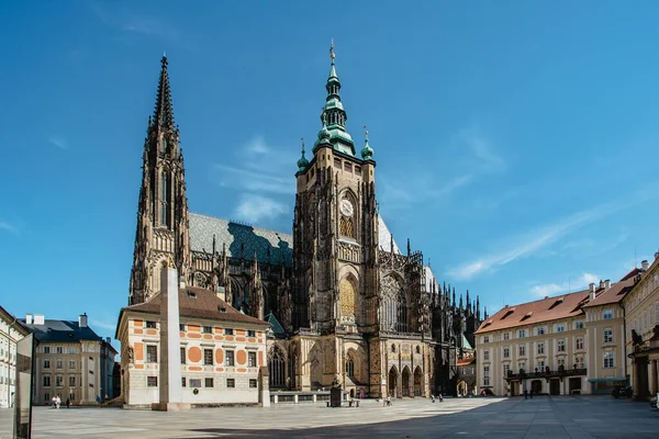 Gótikus Szent Vitus Katedrális Prágai Vár Épületében Csehország Leghíresebb Műemlék — Stock Fotó
