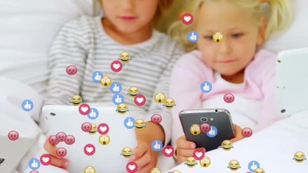 Animacja Interfejsu Cyfrowego Mediami Społecznościowymi Kciuki Góry Ikony Emoji Nad — Wideo stockowe