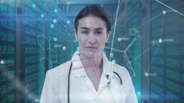 DNA ipliği, bilgisayar sunucuları, veri işleme ve arka planda bağlantı ağı olan kadın doktorların animasyonu. Küresel ağ bağlantıları konsepti dijital bileşik.