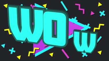 Siyah arkaplanda hareket eden çoklu geometrik şekillere karşı wow metninin dijital animasyonu. Video oyunu bilgisayar arayüzü kavramı.