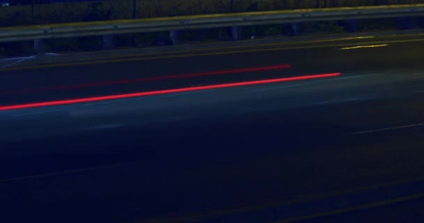 在黑色背景上闪烁着霓虹灯元素的发光粉红Qr代码动画 全球在线安全数据技术概念数字生成的图像 — 图库视频影像