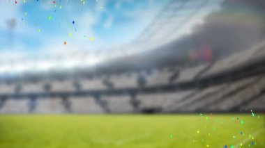 Boş spor stadyumunun üzerine düşen altın konfetilerin animasyonu. Rekabet zaferi konsepti dijital olarak oluşturulmuş imaj.