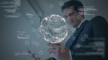 Dijital tablet kullanan işadamlarına karşı olan bağlantı ağının dijital bileşimi. bilgisayar ağı ve iş teknolojisi kavramı.