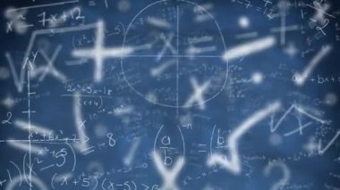 Matematiksel diyagramların dijital animasyonu ve mavi arkaplandaki sembollere karşı denklemler. okul ve eğitim kavramı