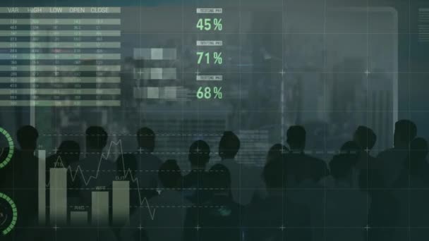 Processamento Dados Estatísticos Contra Grupo Empresários Assistindo Paisagem Urbana Janela — Vídeo de Stock