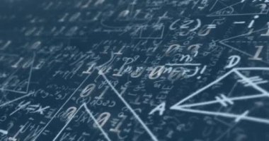 Mavi arkaplandaki matematiksel denklemlere karşı ikili kodlama veri işlemlerinin dijital animasyonu. okul ve eğitim kavramı