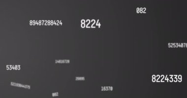 Gri arkaplanda yüzen birden fazla değişen sayı ve sembollerin dijital animasyonu. okul ve eğitim kavramı