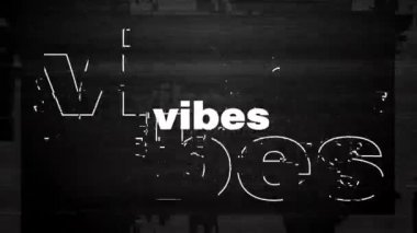 Siyah arkaplanda titreşen kelime titreşimlerinin animasyonu. dijital arayüz rengi ve hareket konsepti dijital olarak oluşturulmuş video.