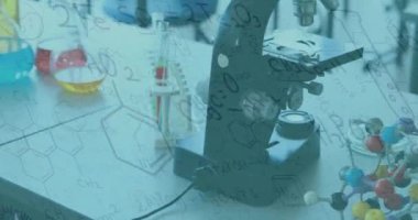 Test tüpleri ve deney tüpleri üzerindeki kimya verilerinin ve çizimlerinin animasyonu. dijital arayüz küresel bağlantı ve dijital olarak oluşturulan bilim konsepti.