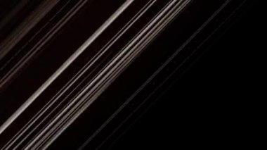 Gri ve beyaz tonlarında paralel çizgilerin animasyonu. Siyah arkaplan boyunca çapraz çizgiler. yayılım, hareket ve iletişim konsepti, dijital olarak oluşturulmuş video.