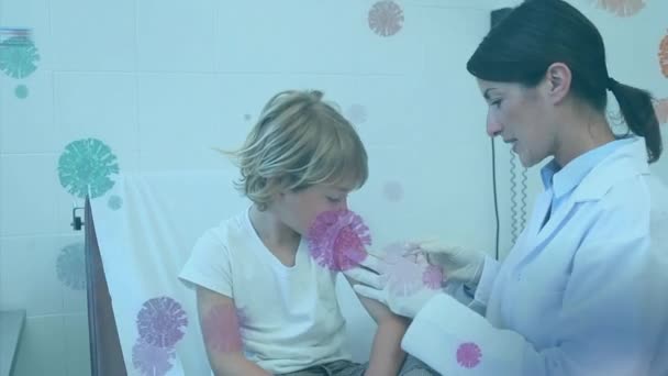 Animering Covid Celler Med Kvinnlig Läkare Som Ger Vaccinering Till — Stockvideo