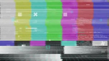 Geçmişteki renkli test ekranının üzerinde haç simgelerinin arızalı bir şekilde canlandırılması. Klasik iletişim eğlence konsepti dijital olarak oluşturulmuş video.