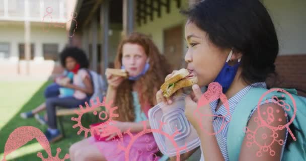 Animacja Covid Rysunki Dziećmi Maskach Społecznych Zdystansowanie Jedzenia Szkole Opieka — Wideo stockowe