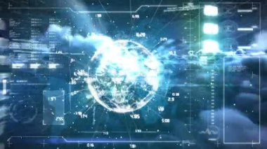 Karanlık arka planda bilgi ve verilerle parlayan dünyayı gösteren arayüz animasyonu. iletişim teknolojisi dijital arayüz kavramı, dijital olarak oluşturulmuş video.