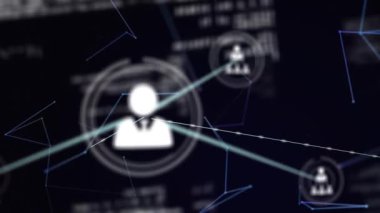 Birbirine bağlı insan simgelerinden oluşan bir ağın animasyonu ve beyazlar içinde siyah üzerine hareket eden bilgiler. küresel iletişim dijital arayüz kavramı, dijital olarak oluşturulmuş video.