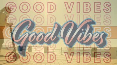 Gezinti güvertesinde scooter süren melez bir kadın için iyi titreşimlerin animasyonu. dijital arayüz video oyunu konsepti dijital olarak oluşturuldu.