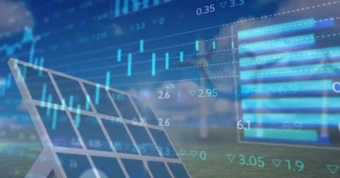 Arka planda güneş paneli ve yel değirmenlerine karşı mali veri işleme. küresel finansman ve yenilenebilir enerji kavramı