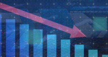 Mavi zemin üzerinde istatistik ve veri işleme ile birlikte alçalan kırmızı okun animasyonu. dijital arayüz, bağlantı ve iletişim konsepti dijital olarak oluşturulmuş video.