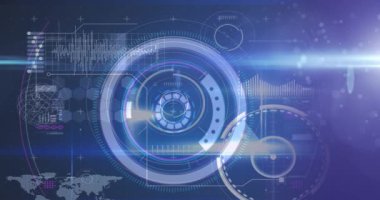 Parlak mor arkaplan üzerinde tarama ve veri işleme dürbünlerinin animasyonu. dijital arayüz, bağlantı ve iletişim konsepti dijital olarak oluşturulmuş video.