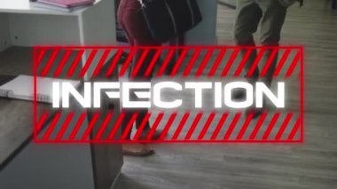 Yüz maskesi takan kadın ve erkeğin ayaklarına dokunduğu enfeksiyon metni. küresel covid 19 salgın, sağlık ve tıp konsepti dijital olarak üretilen video.