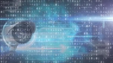 İkili kodlama, veri işleme ve mavi ve mor arkaplan üzerinde kapalı devre kamera animasyonu. dijital arayüz, bağlantı ve iletişim konsepti dijital olarak oluşturulmuş video.