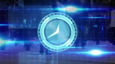 Dijital saat, mavi arkaplandaki veri işleme ile dijital arayüze karşı çalışıyor. bilgisayar arayüzü ve teknoloji kavramı