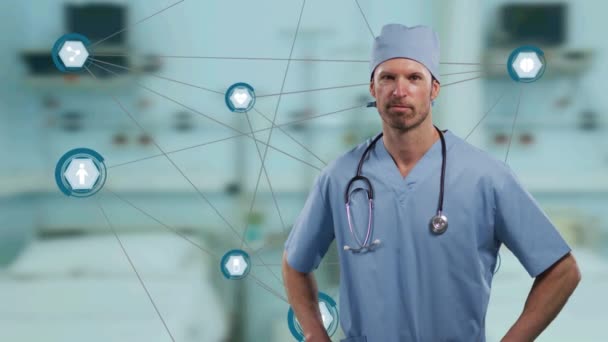 Retrato Cirujano Masculino Caucásico Contra Globo Iconos Médicos Girando Concepto — Vídeos de Stock