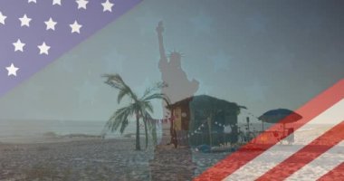 Amerikan bayrağının animasyonu özgürlük heykelini ve sahil barını gözler önüne seriyor. ABD vatanseverliği, kutlama ve demokrasi kavramı dijital olarak oluşturuldu.