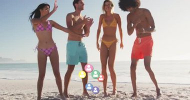 Sahilde dans eden bir grup arkadaşa karşı yüzen birden fazla profil simgesi. Sosyal medya ağı ve tatil kavramı