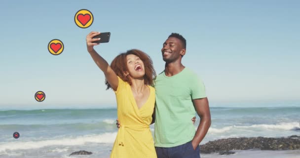 Animation Social Media Heart Icons Smiling Couple Taking Selfie Smartphone — Stock Video
