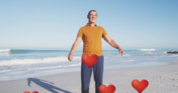Animação Balões Amor Coração Vermelho Ícones Digitais Sobre Homem Sênior — Vídeo de Stock