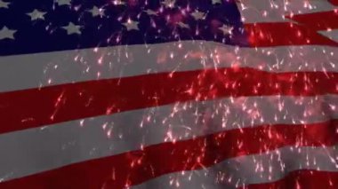 Amerikan bayrağı dalgalanırken patlayan havai fişek animasyonu. ABD vatanseverliği, demokrasi ve kutlama konsepti dijital olarak oluşturulmuş video.