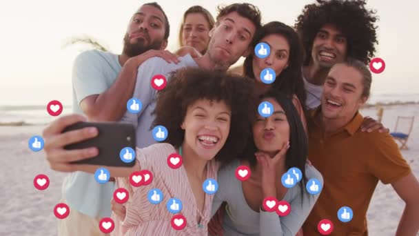 Animation Love Digital Icons Group Friends Beach Digital Interface Social — Vídeo de Stock