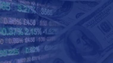 Amerikan dolarları üzerinden finansal veri işleme animasyonu. küresel finans ve iş konsepti dijital olarak oluşturulmuş video.