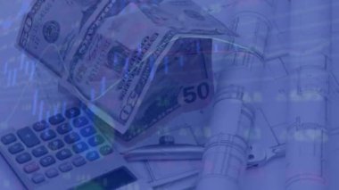 Amerikan dolarları, hesap makinesi ve planlardan oluşan evin mali verilerinin animasyonu. küresel finans ve iş konsepti dijital olarak oluşturulmuş video.