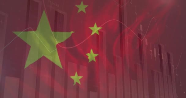 中国の国旗のアニメーションは 財務データ処理と炎を振っています 世界中の金融とビジネスの概念をデジタルで — ストック動画
