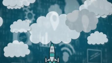 Uzay roketinin animasyonu mavi arka planda çevrimiçi simgeleri ve dijital bulutları aşıyor. küresel ağ, sosyal medya, bağlantı ve dijital arayüz kavramı dijital olarak oluşturulmuş video.