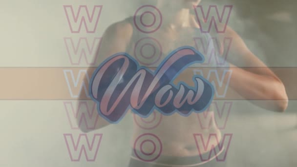 Digitální Kompozice Wow Textu Proti Ženskému Boxerovi Sevřenému Pěst Sportovní — Stock video