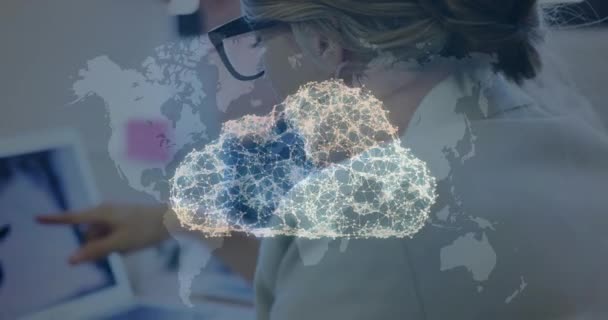 Réseau Connexions Formant Nuage Sur Carte Monde Contre Les Femmes — Video