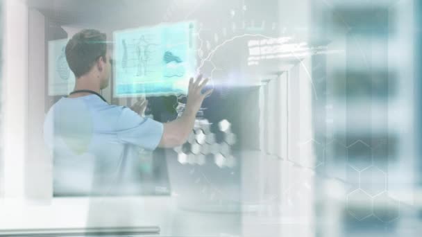 Digitális Összetétele Férfi Orvos Megható Futurisztikus Képernyő Orvosi Adatfeldolgozással Orvosi — Stock videók