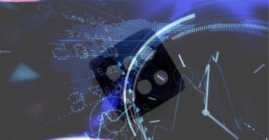 Dijital harita, finans ve ekonomi kavramına karşı zar üzerinden saat ve mali veriler. dijital olarak oluşturulan resim.