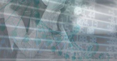 Beyaz kadının sokakta maskesiyle öksüren orta kesimi. Veri arkaplan kavramı ile. dijital olarak resim oluştur