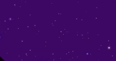 Yeşil ve mor uzay gemisiyle evrenin animasyonu ve mor gökyüzünde yıldızlar. Astronomi, galaksi ve uzay yolculuğu konsepti dijital olarak oluşturulmuş video.