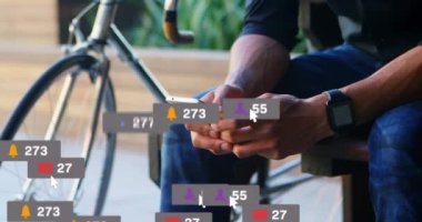 Akıllı telefon kullanan adam yerine sosyal medya simgelerinin ve afişlerin animasyonu. küresel ağ, sosyal medya, teknoloji ve dijital arayüz kavramı dijital olarak oluşturulmuş video.