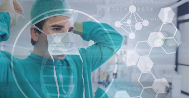 Moleküller, DNA ve cerrah maskesini, sağlık hizmetlerini ve teknoloji kavramlarını takan veri işleme. dijital olarak oluşturulmuş resim