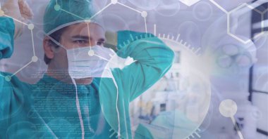 Maske, sağlık sigortası ve koronavirüs konseptleri takan cerrahın üzerinde moleküller, korona ve kan hücreleri var. dijital olarak oluşturulmuş resim